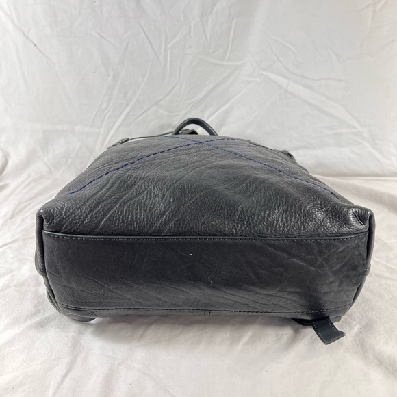 POLICE Black Leather Backpack Travel Bag - Picture 6 of 15